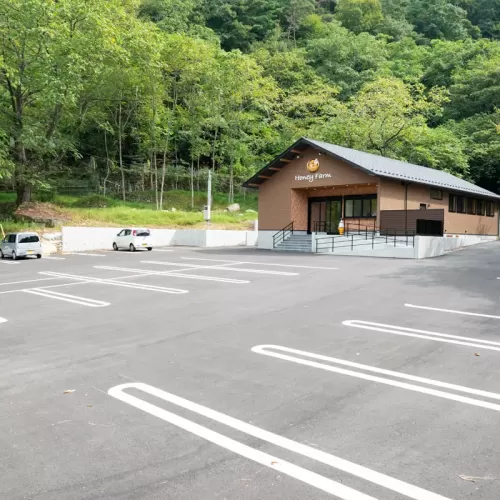 駐車場のサムネイル
